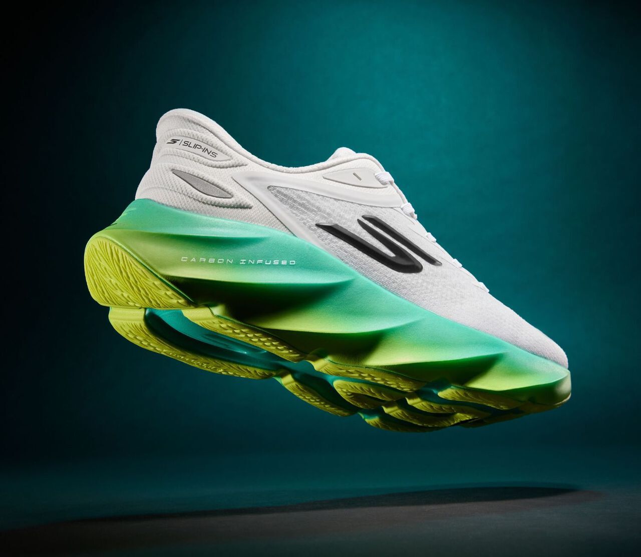 Skechers AERO